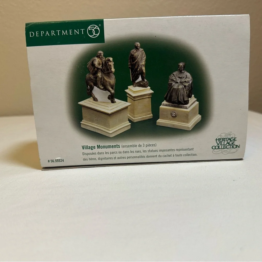 Department 56 Village Monuments Set‎ of 3 New with box #55524 Christmas Figures